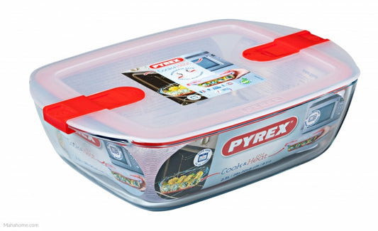 Pyrex Cook & Heat Rectangular Dish with Lid 1.1 Litre