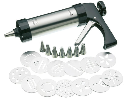KitchenCraft MasterClass Biscuit Making and Icing Set - 22 Pieces