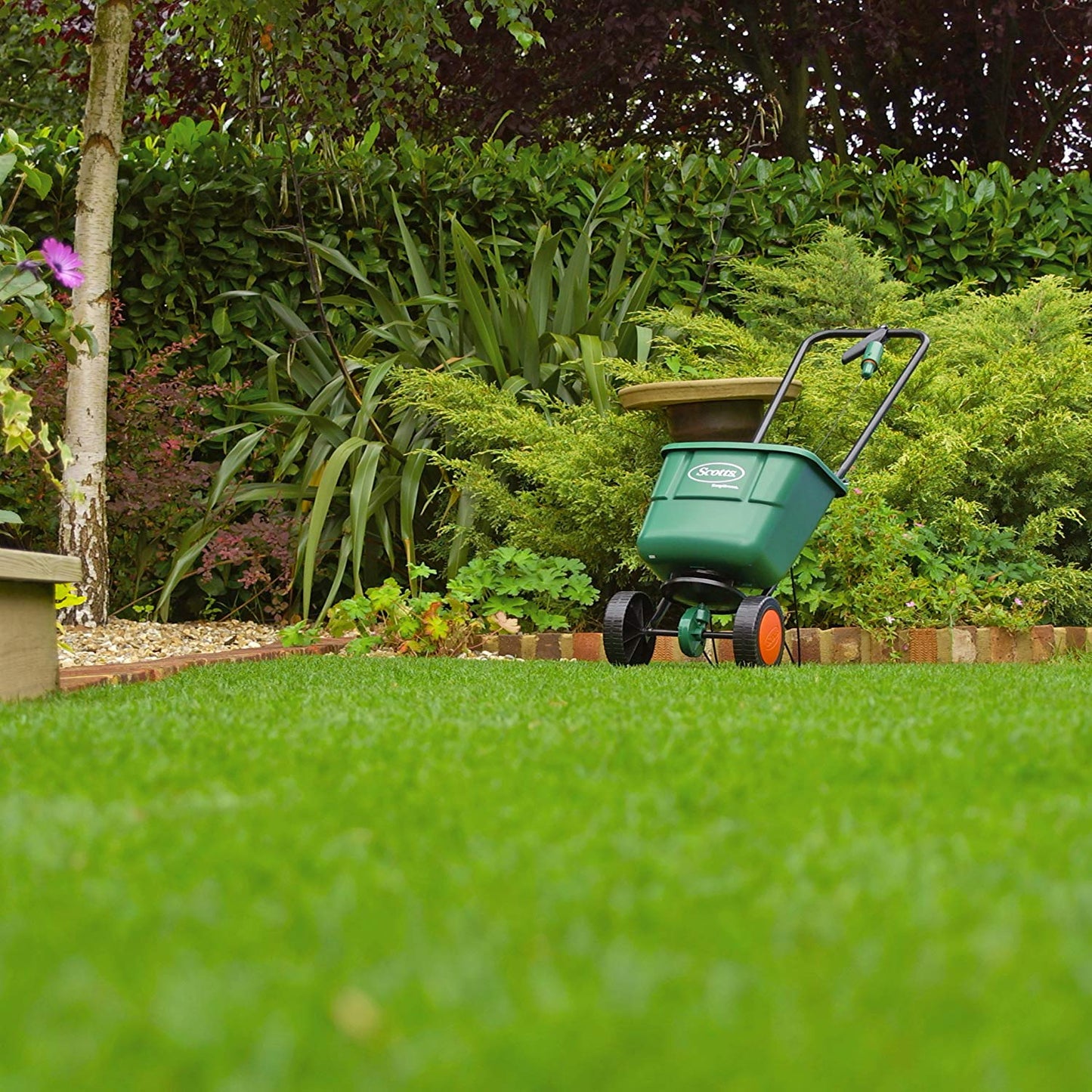 Scotts EasyGreen Rotary Spreader