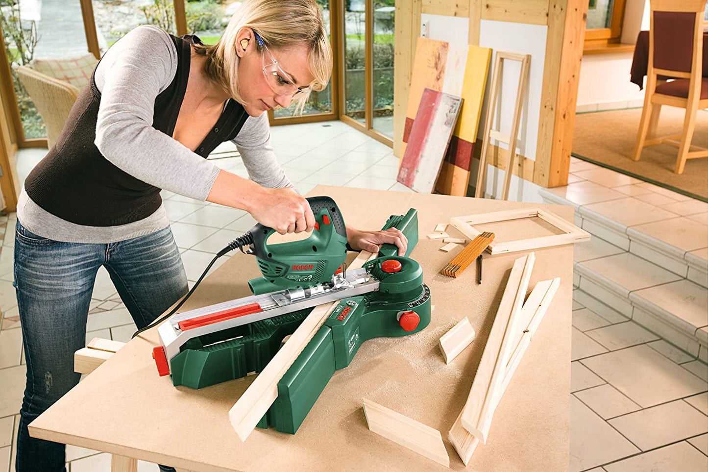 Bosch Compact Jigsaw PST 700E